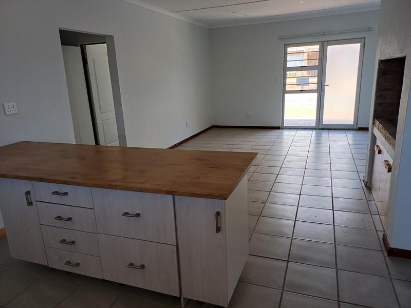 3 Bedroom Property for Sale in Perlemoenbaai Western Cape